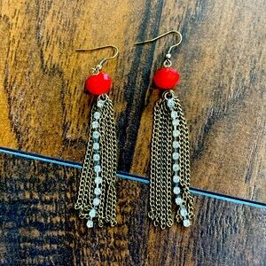 Vampy dangle earrings